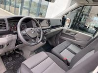 Gebraucht VW Crafter 177 PS (130 kW) 2022 Indiumgrau metallic Van