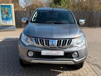 Gebraucht Mitsubishi L200 Plus 181 PS (133 kW) 2016 Grau Pickup