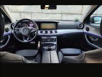 Second-hand Mercedes 300 351 CP (258 kW) 2017 Argintiu Break