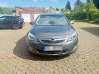 Gebraucht Opel Astra 165 PS (121 kW) 2011 Grau Kombi