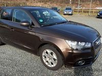 Gebraucht Audi A1 Attraction 105 PS (77 kW) 2012 Braun Kleinwagen