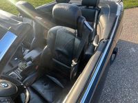 Gebraucht BMW 320 Cabriolet Performance 170 PS (125 kW) 2001 Schwarz Cabrio