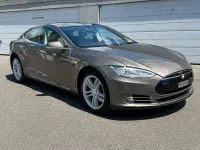 Gebraucht Tesla Model S Performance 386 kW (525 PS) 2016 Braun Kleinwagen
