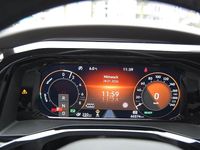 Gebraucht VW Multivan Energetic 150 PS (110 kW) 2023 Schwarz Van / Kleinbus