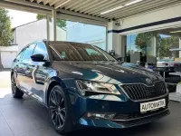 Gebraucht Skoda Superb Style 150 PS (110 kW) 2017 Blau Kombi