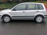 Gebraucht Ford Fusion 80 PS (58 kW) 2009 Silber Kleinwagen