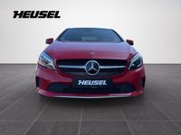 Gebraucht Mercedes A220 Urban 177 PS (130 kW) 2018 Rot Limousine