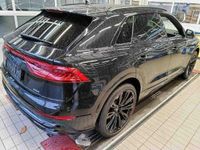 Gebraucht Audi Q8 S-Line 286 PS (210 kW) 2021 Mythosschwarz metallic SUV