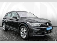 Gebraucht VW Tiguan Move 150 PS (110 kW) 2023 Schwarz SUV