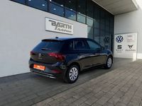 Gebraucht VW Polo Life 95 PS (69 kW) 2023 Schwarz Kleinwagen