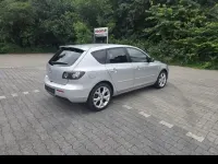 Usata Mazda 3 Inclusive 105 CV (77 kW) 2008 Argento Utilitaria