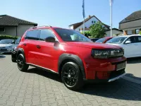 Gebraucht Fiat Grande Panda Icon 101 PS (74 kW) 2026 Rot Kleinwagen