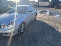 Gebraucht Mercedes E220 Elegance 170 PS (125 kW) 2008 Silber Limousine