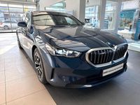 Gebraucht BMW 520 Performance 197 PS (144 kW) 2024 Blau Kombi