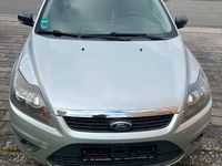 Gebraucht Ford Focus 100 PS (73 kW) 2008 Silber Limousine