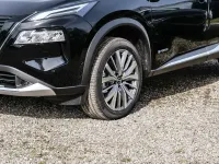 Neu Nissan X-Trail Tekna 204 PS (150 kW) 2026 P) (schwarz SUV