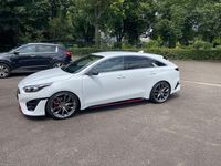 Gebraucht Kia ProCeed GT 204 PS (150 kW) 2023 Weiß Kombi
