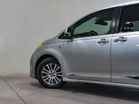 Gebraucht Toyota Sienna Limited 300 PS (220 kW) 2019 Silber Van / Kleinbus