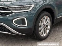 Gebraucht VW T-Roc Style 150 PS (110 kW) 2025 Blau SUV
