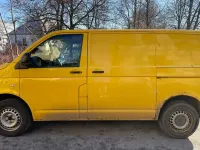 Używany VW Transporter 84 KM (61 kW) 2012 Żółty Van