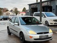 Second-hand Ford Focus 101 CP (74 kW) 2001 Gri Hatchback