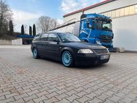 Usata VW Passat 130 CV (95 kW) 2003 Blu Station wagon