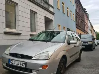 Gebraucht Ford Focus 100 PS (73 kW) 1999 Grau Kombi