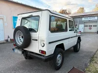 Gebraucht Mercedes E280 156 PS (114 kW) 1984 Beige SUV