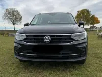 Second-hand VW Tiguan Life 150 CP (110 kW) 2022 Negru SUV