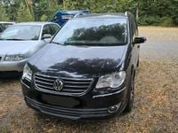 Second-hand VW Touran 2007 Negru Monovolum