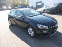Gebraucht Mercedes A180 Style 122 PS (89 kW) 2016 Nachtschwarz Kleinwagen