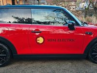 Gebraucht Mini Cooper SE Classic 135 kW (184 PS) 2023 Rot Kleinwagen