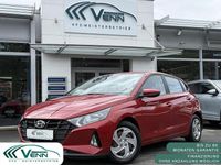 Gebraucht Hyundai i20 Select 84 PS (61 kW) 2021 Dragon red / met Kleinwagen