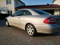 Gebraucht Mercedes CLK320 218 PS (160 kW) 2004 Silber Coupé