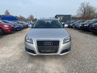 Gebraucht Audi A3 Attraction 102 PS (75 kW) 2008 Silber Kleinwagen