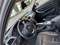 gebraucht BMW 318 i Luxury Line