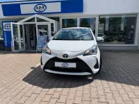 Gebraucht Toyota Yaris Comfort 72 PS (52 kW) 2020 Weiß Limousine