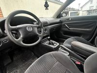 Gebraucht VW Passat Basis 90 PS (66 kW) 2000 Schwarz Kombi