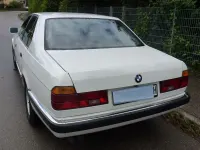 Gebraucht BMW 730 188 PS (138 kW) 1989 Weiß Limousine