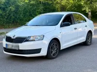 Gebraucht Skoda Rapid 105 PS (77 kW) 2014 Weiß Kleinwagen