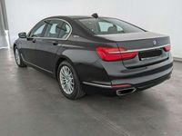 Gebraucht BMW 740 iPerformance 326 PS (239 kW) 2017 Schwarz Limousine