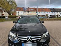 Second-hand Mercedes E250 204 CP (150 kW) 2014 Negru Break