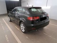 gebraucht Audi A3 Sportback 1.6 TDI design