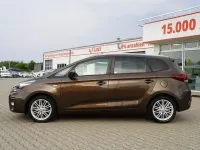 Gebraucht Kia Carens 135 PS (99 kW) 2019 Braun Van / Kleinbus