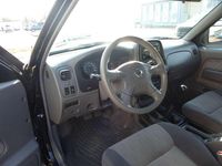 Gebraucht Nissan Navara 133 PS (97 kW) 2011 Schwarz Pickup