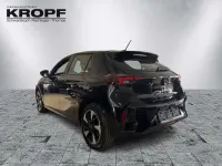 Używany Opel Corsa-e 100 kW (136 KM) 2023 Czarny Hatchback