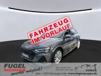 Gebraucht Audi e-tron Ambiente 369 kW (503 PS) 2023 Daytonagrau perleffekt SUV