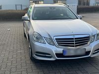 Gebraucht Mercedes E250 204 PS (150 kW) 2012 Silber Kombi