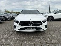 Gebraucht Mercedes A250 Night 163 PS (119 kW) 2023 Weiß Kleinwagen