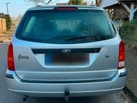 Gebraucht Ford Focus Trend 101 PS (74 kW) 2004 Grau Limousine